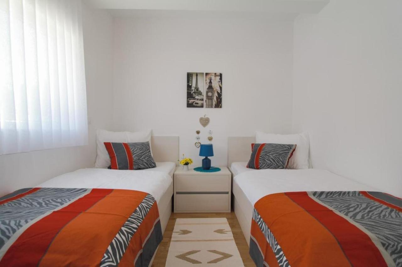 Apartment Gina Trogir Zewnętrze zdjęcie